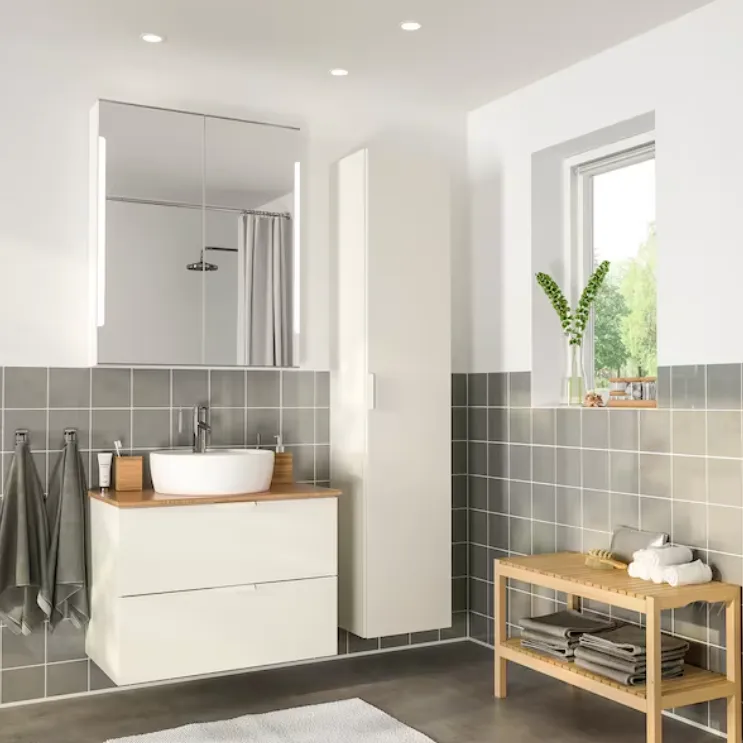  Ikea badeværelse grå fliser hvidt miljø